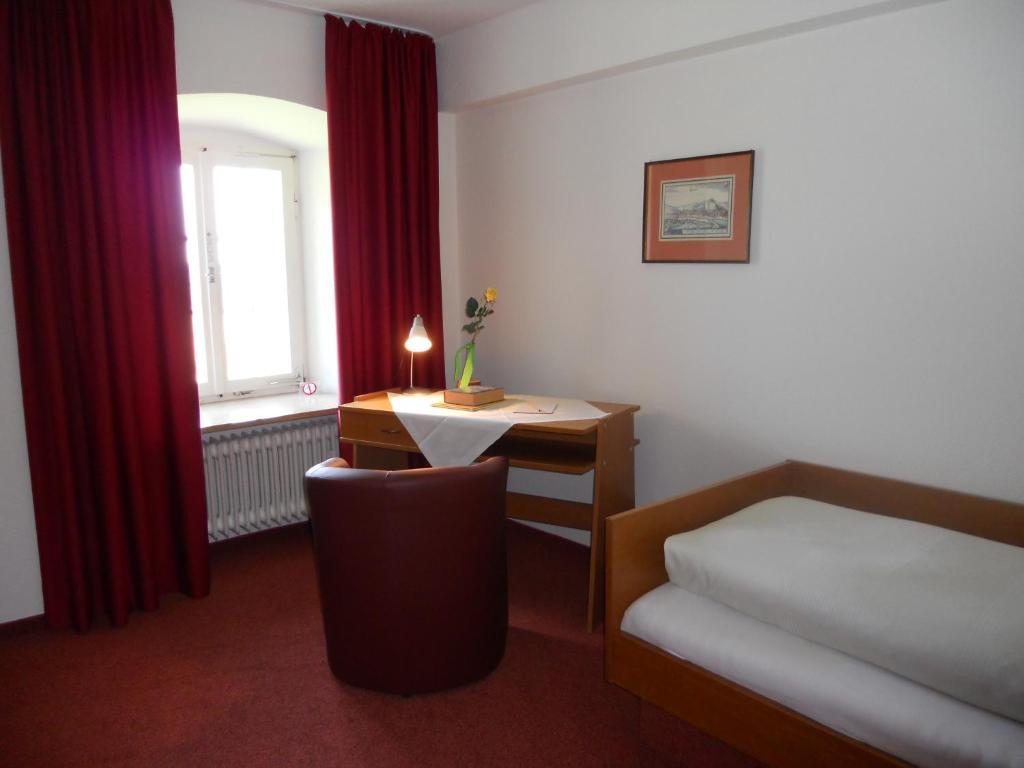 Tagungshaus Im Kloster Neresheim Hotel Room photo